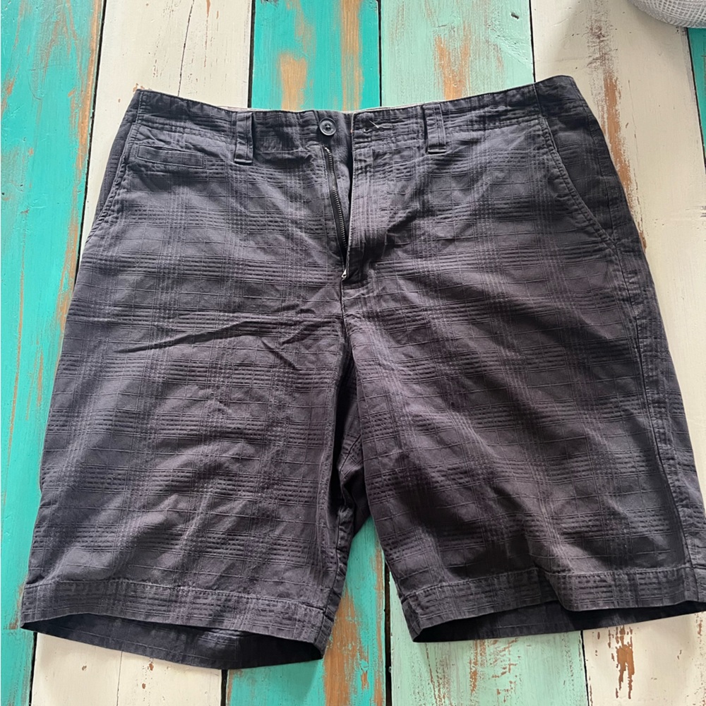 Quiksilver walking shorts, size 34, grey in colour